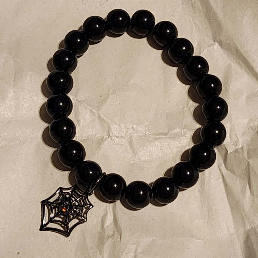 NWT Vintage Avon jewelry with spider